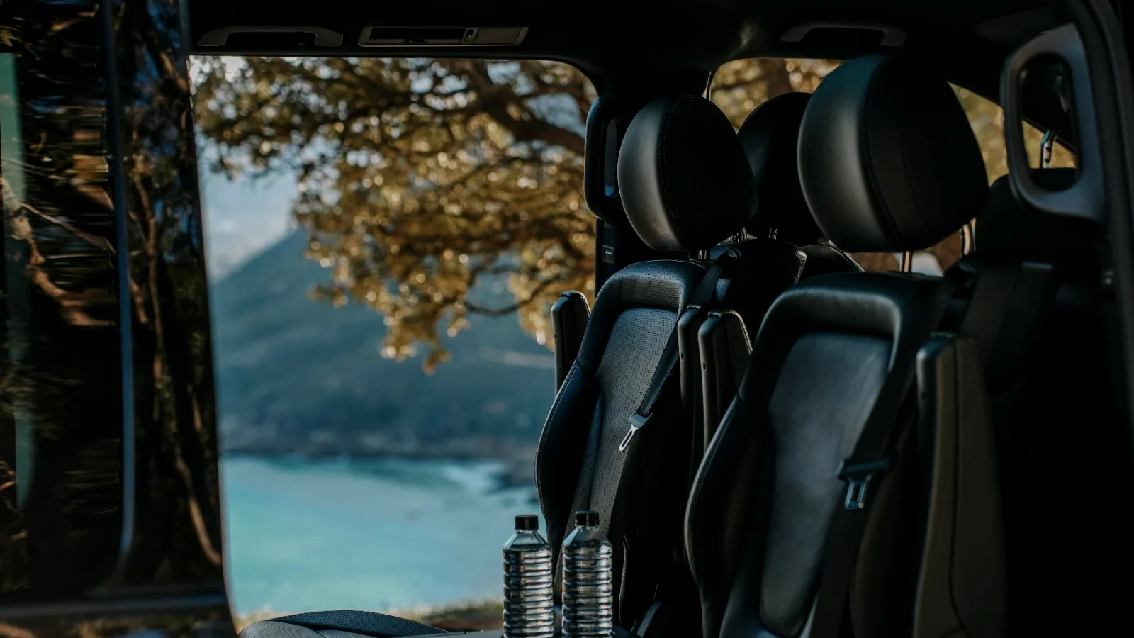 Mercedes-Benz V-Class — On route view, Cape Town