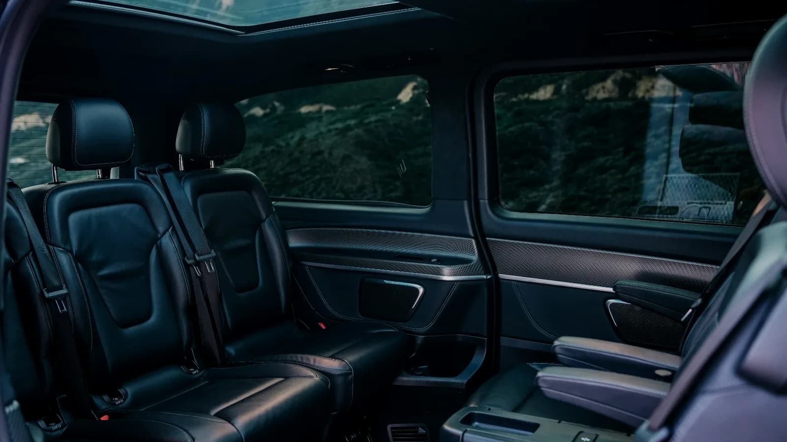 Mercedes-Benz V-Class — Passenger cabin view, Cape Town